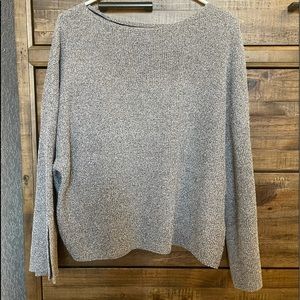 Prologue Black and White Sweater. Size Medium.